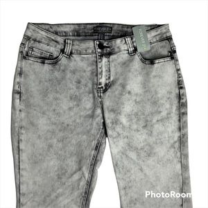 Forever 21+ Grey Mineral Wash Skinny Jeans Size 14